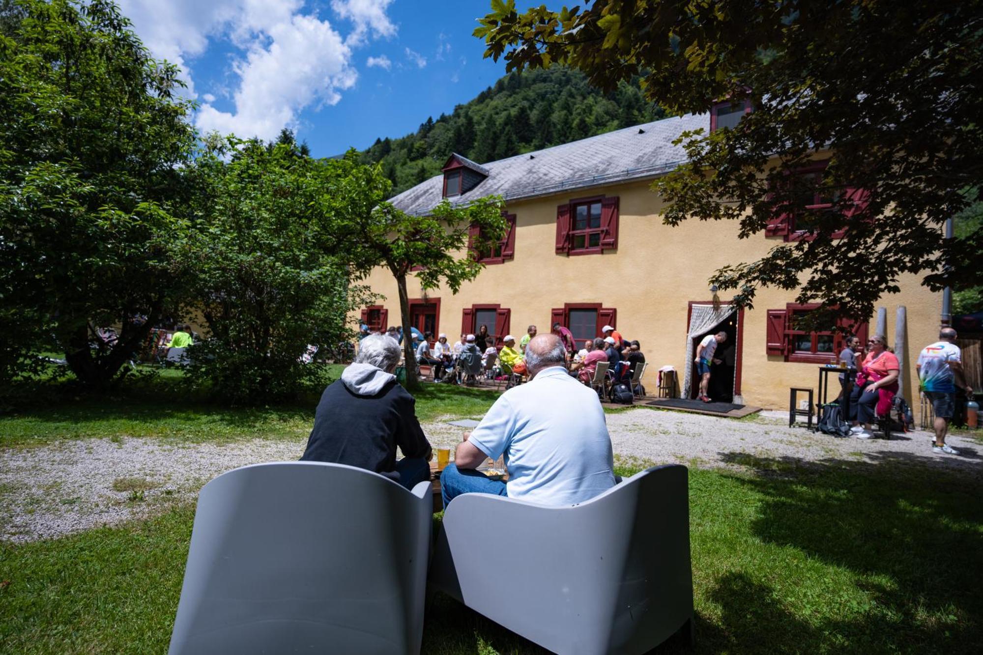 Gite Auberge Les Cascades La Mongie Exterior foto
