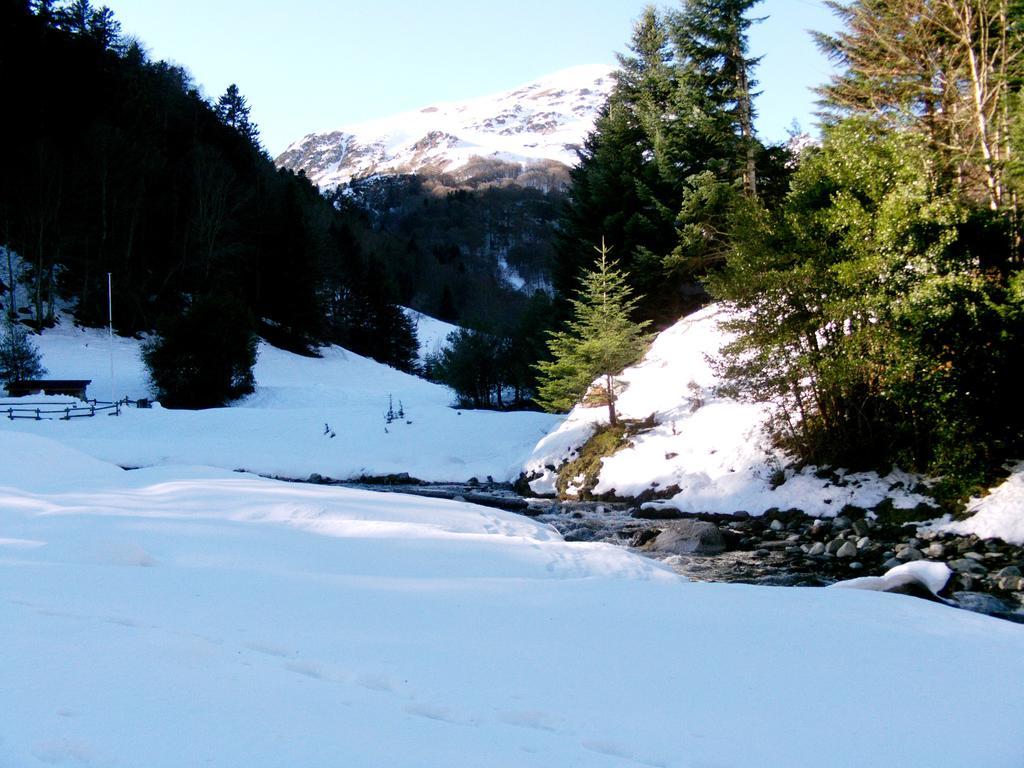 Gite Auberge Les Cascades La Mongie Exterior foto